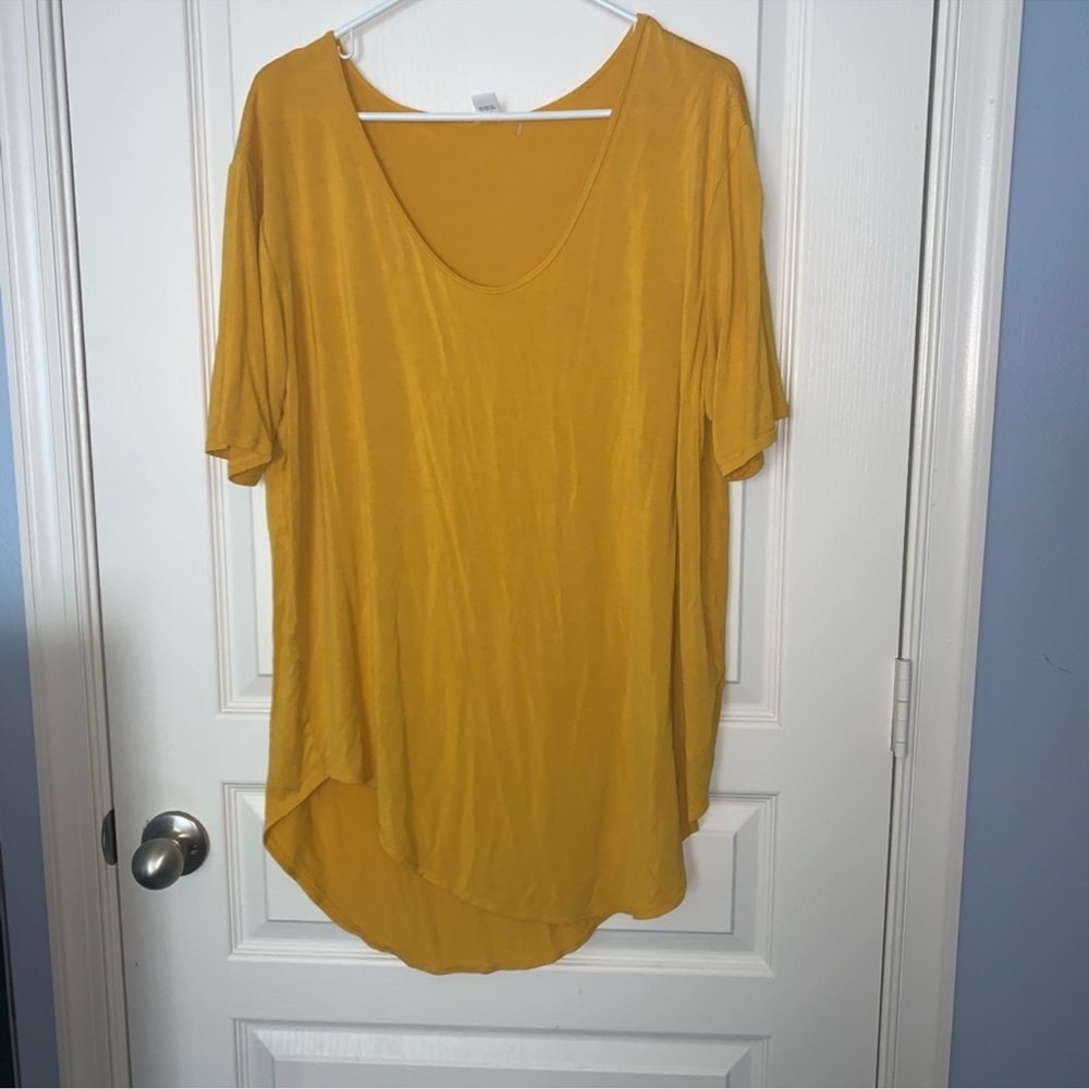 Old Navy Gold XL luxe curved tunic top